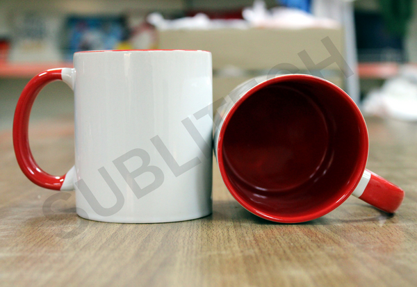 Inner Handle Color Mug Red